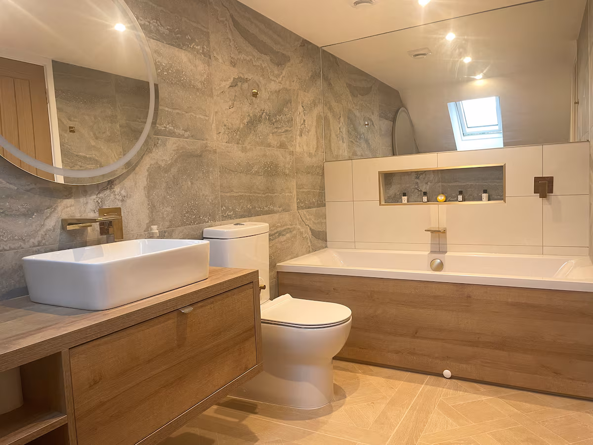 Main bathroom